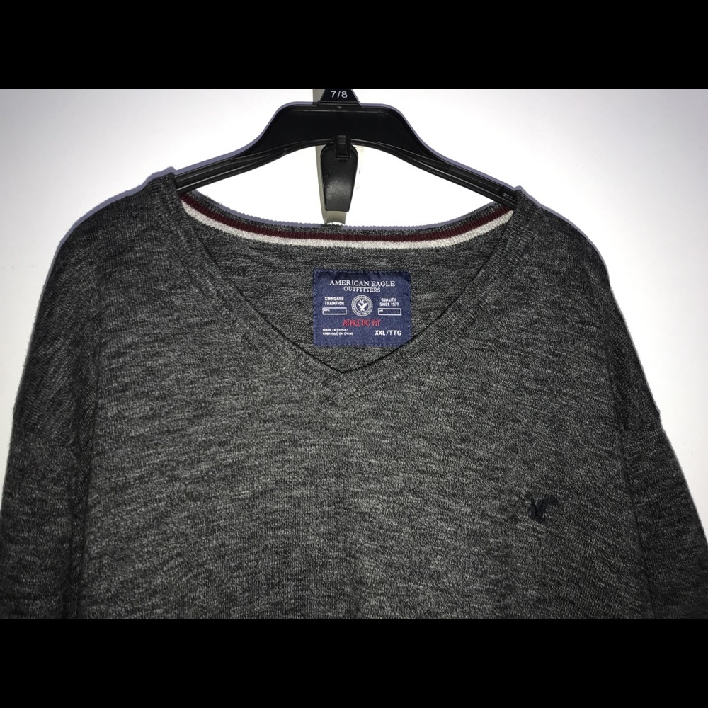 AEO Dark Heather Grey Athletic Fit V-Neck Sweater